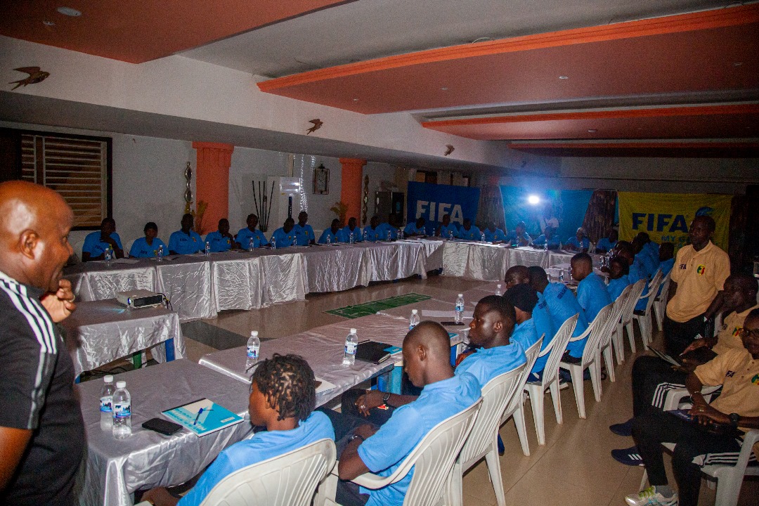 FEMAFOOT : LES JEUNES ARBITRES SUR LE BANC