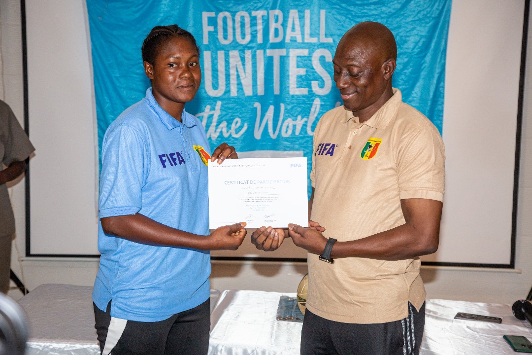 FEMAFOOT : LES JEUNES ARBITRES SUR LE BANC